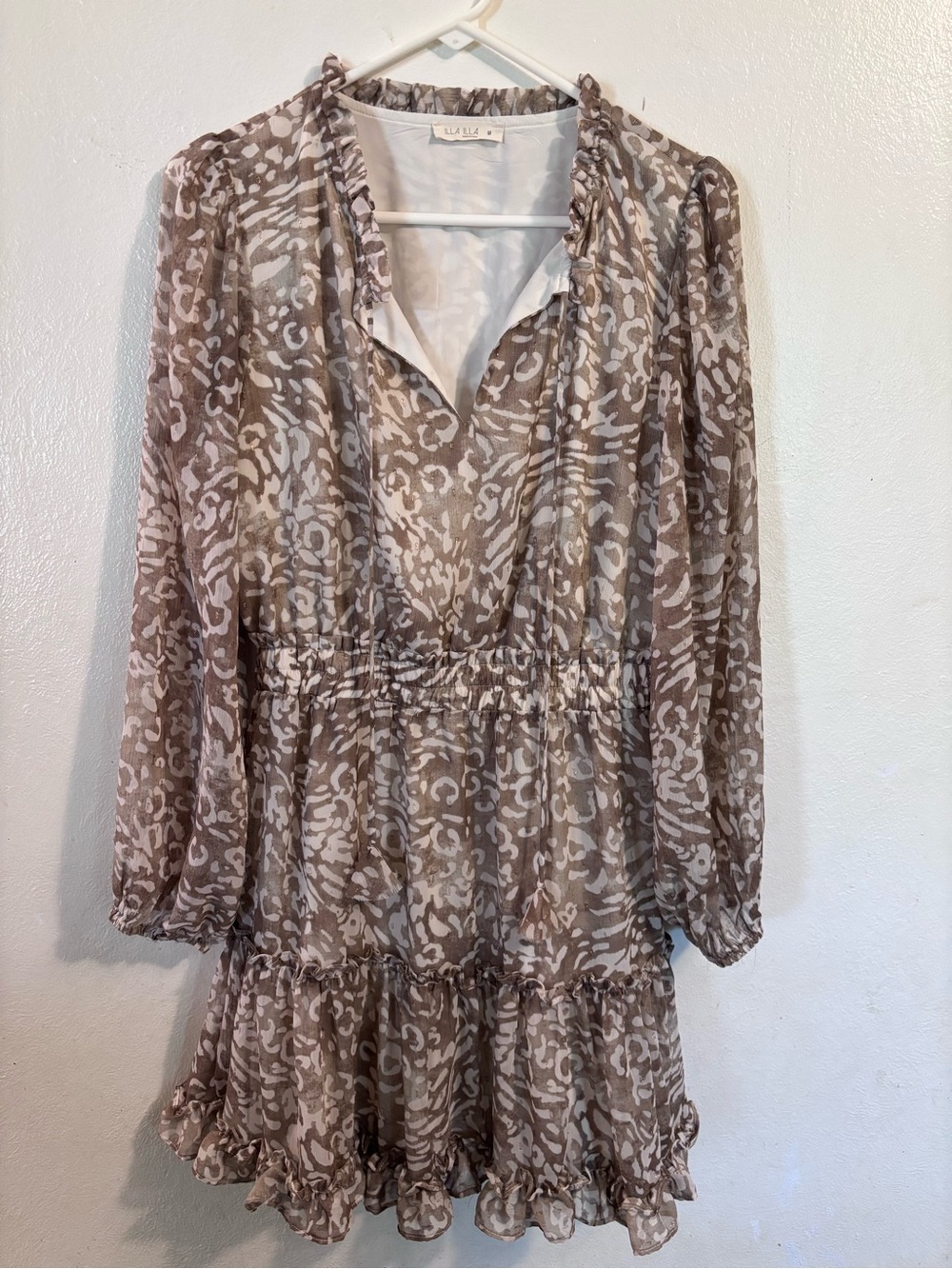 ILLA ILLA Taupe and White Tiered Ruffle Midi Dress
